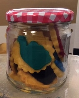 Hand-Biscuits-2.jpg